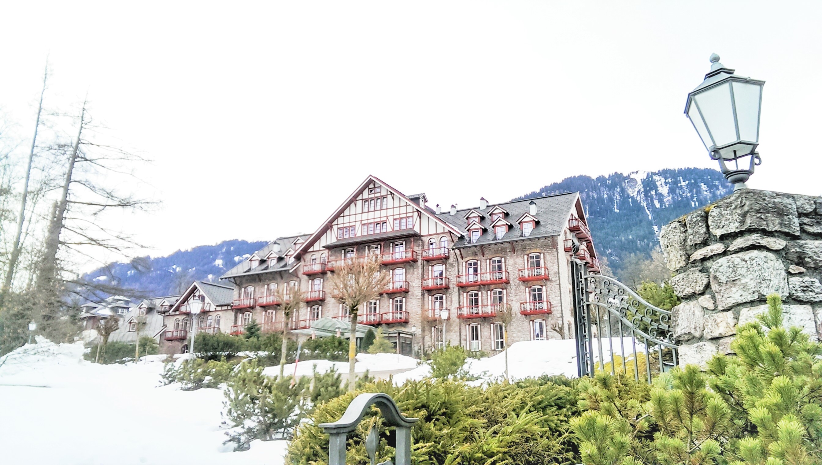 Carry It Like Harry - Kitzbühel: The Monaco of Ski Resorts
