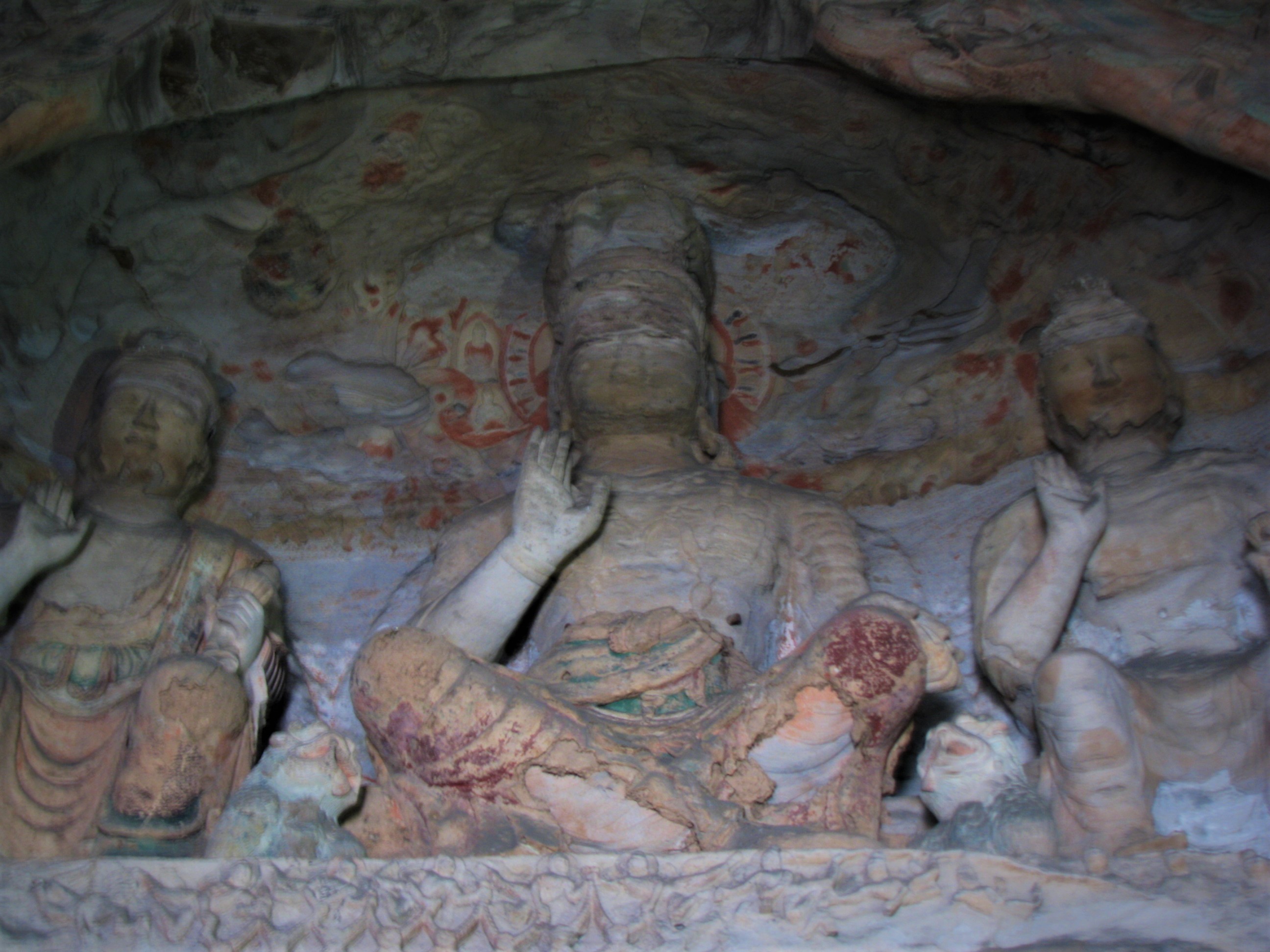 Carry It Like Harry: Yungang Grottoes 云冈石窟: China's Oldest Giant Buddhas