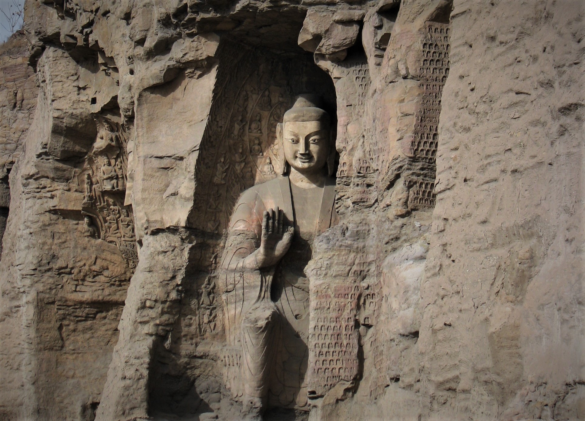 Carry It Like Harry: Yungang Grottoes 云冈石窟: China's Oldest Giant Buddhas