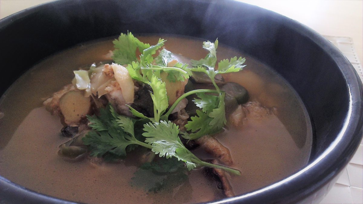 Sichuan pickled mustard and fish bones soup 四川榨菜鱼骨汤 CARRY IT LIKE HARRY