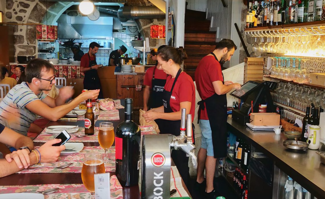 Carry It Like Harry - Tapabento: Serving the Finest of Porto
